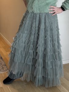 Hovedbilde Tyllskj&oslash;rt olivengr&oslash;nn